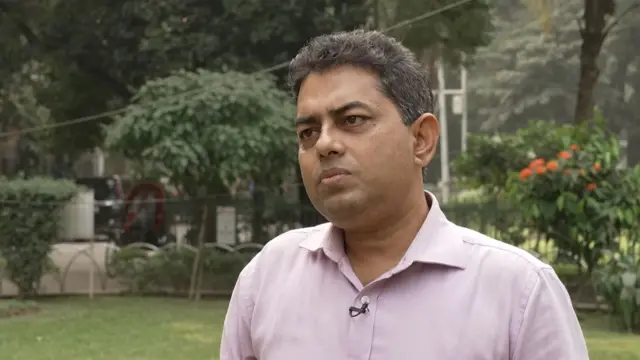 অধ্যাপক রোবায়েত ফেরদৌস